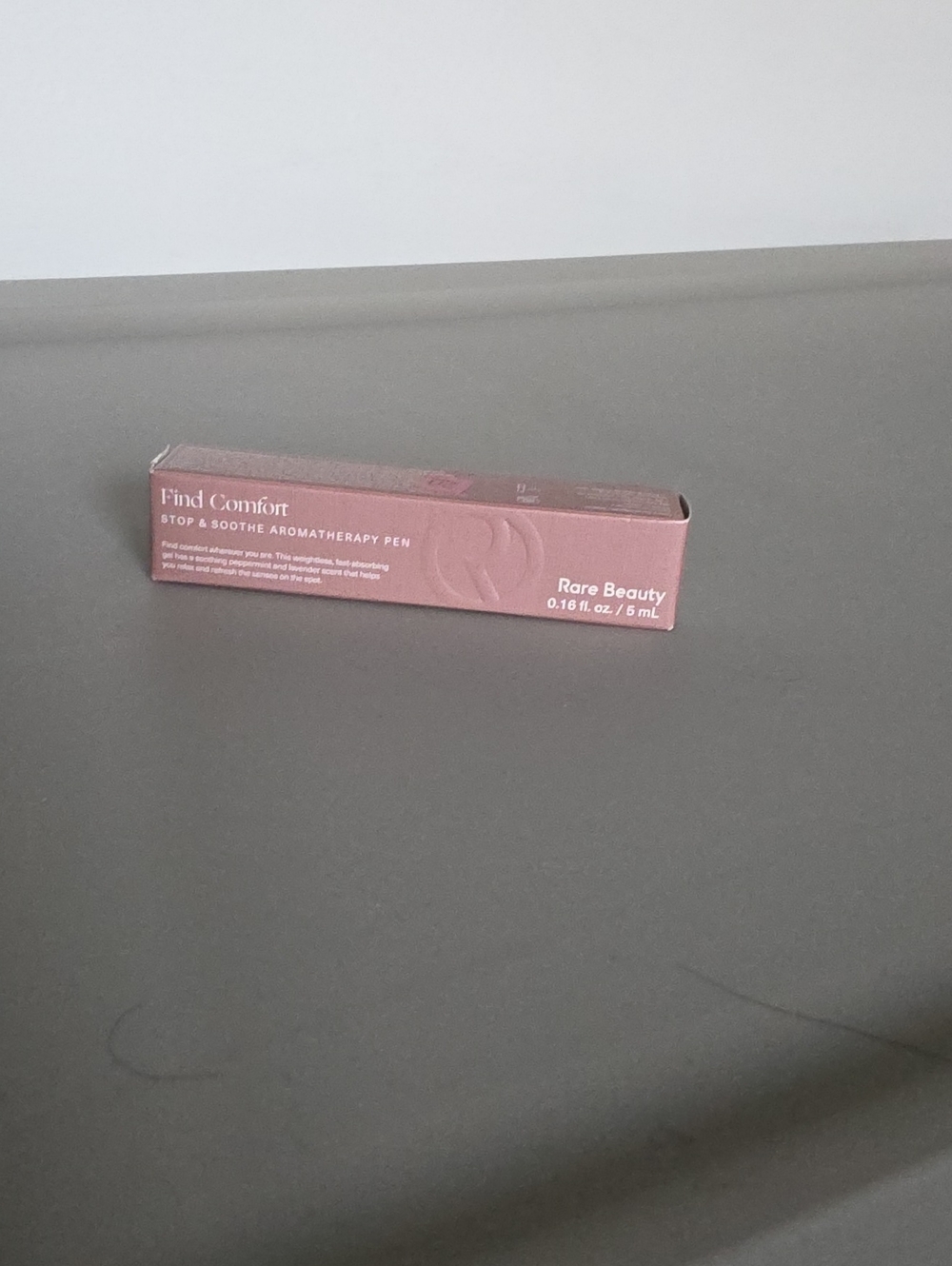 Rare Beauty Find Comfort Aromatherapy Pen - Mauve Pink